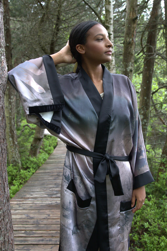 bridal robe, "morgenmantel" "morgenmantel damen" "morgenmantel herren" "kimono damen" sexy kimono "modern kimono robe" "ki mono" morgenmantel lang "modern kimono dress" modern male kimono, kimono modern, "modern kimono jacket" kimono robe, kimono dress, japanese clothng, fashion kimono, kimono mujer, kimono hobre,  "kimono femme" "kimono homme" "comment mettre un kimono" "comment porter un kimono" "ki mono" "silk kimono" kimono robe "satin robes" cherry blossom symbolics, short kimono, long kimono